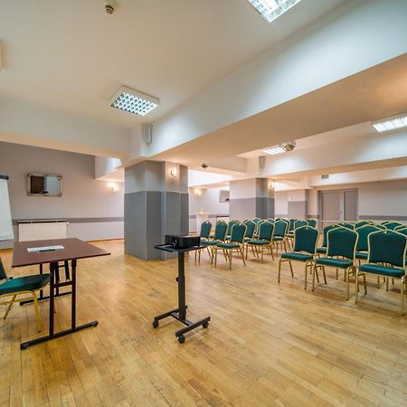 Hotel Gromada Radom Centrum Екстер'єр фото