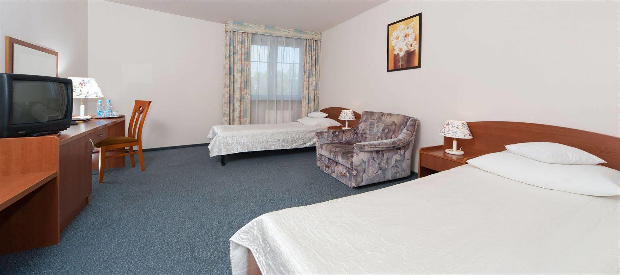 Hotel Gromada Radom Centrum Екстер'єр фото