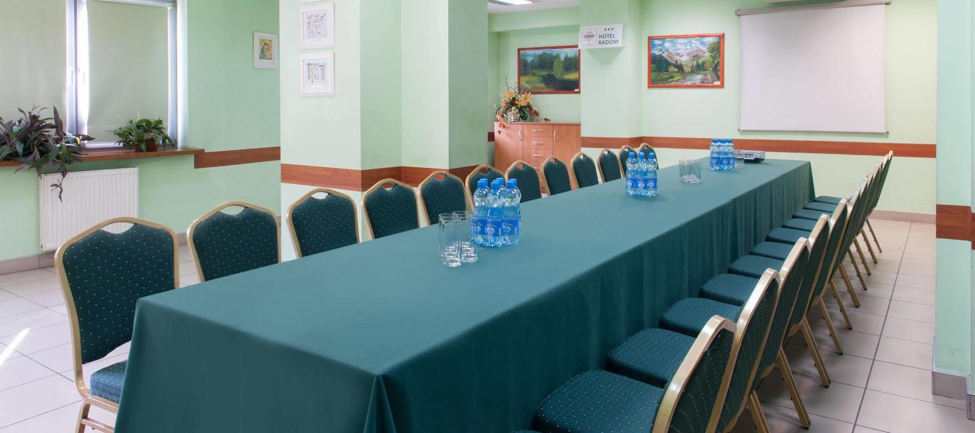 Hotel Gromada Radom Centrum Екстер'єр фото