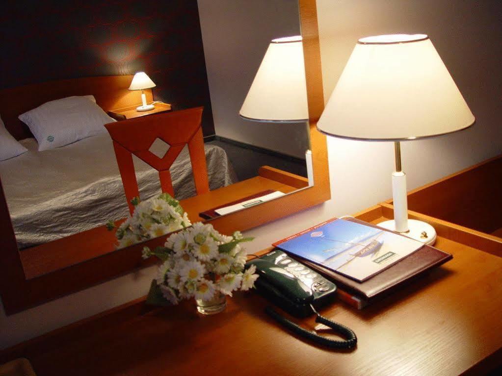 Hotel Gromada Radom Centrum Екстер'єр фото