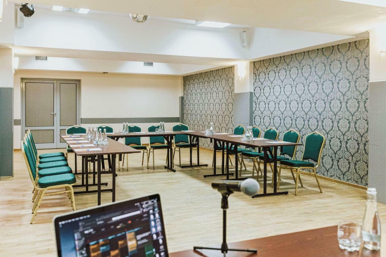 Hotel Gromada Radom Centrum Екстер'єр фото